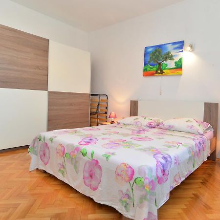 Apartments Gracijano 1724 Liznjan Ngoại thất bức ảnh