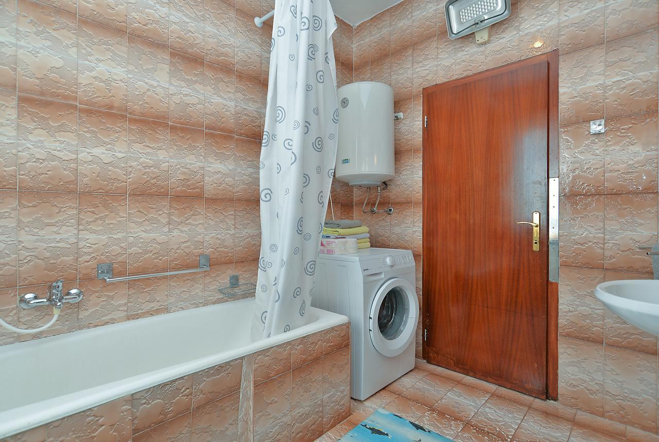 Apartments Gracijano 1724 Liznjan Ngoại thất bức ảnh