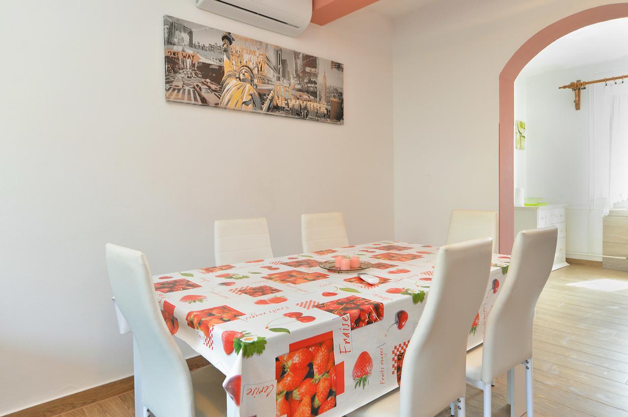 Apartments Gracijano 1724 Liznjan Ngoại thất bức ảnh