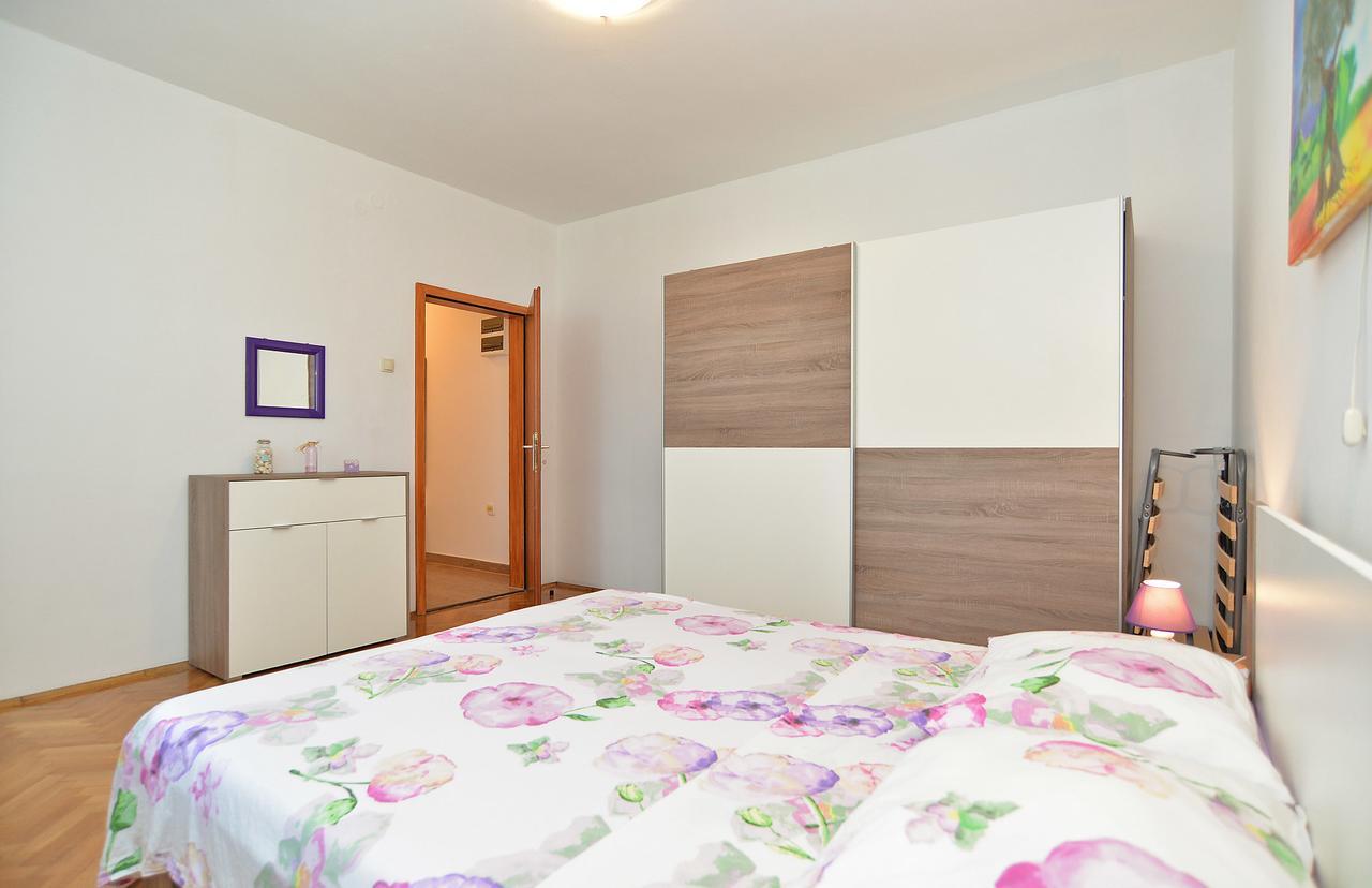 Apartments Gracijano 1724 Liznjan Ngoại thất bức ảnh