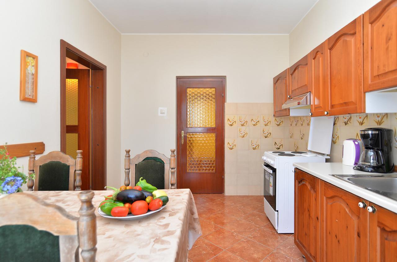 Apartments Gracijano 1724 Liznjan Ngoại thất bức ảnh
